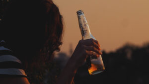 Ảnh Uống Rượu Buồn, Hình Ảnh Ly Rượu Buồn, Uống Rượu 1 Mình