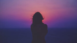 Avatar Buồn Nữ, Cô Đơn, Ảnh Đen Chất, Ảnh Đen Trắng Avatar Buồn Nữ