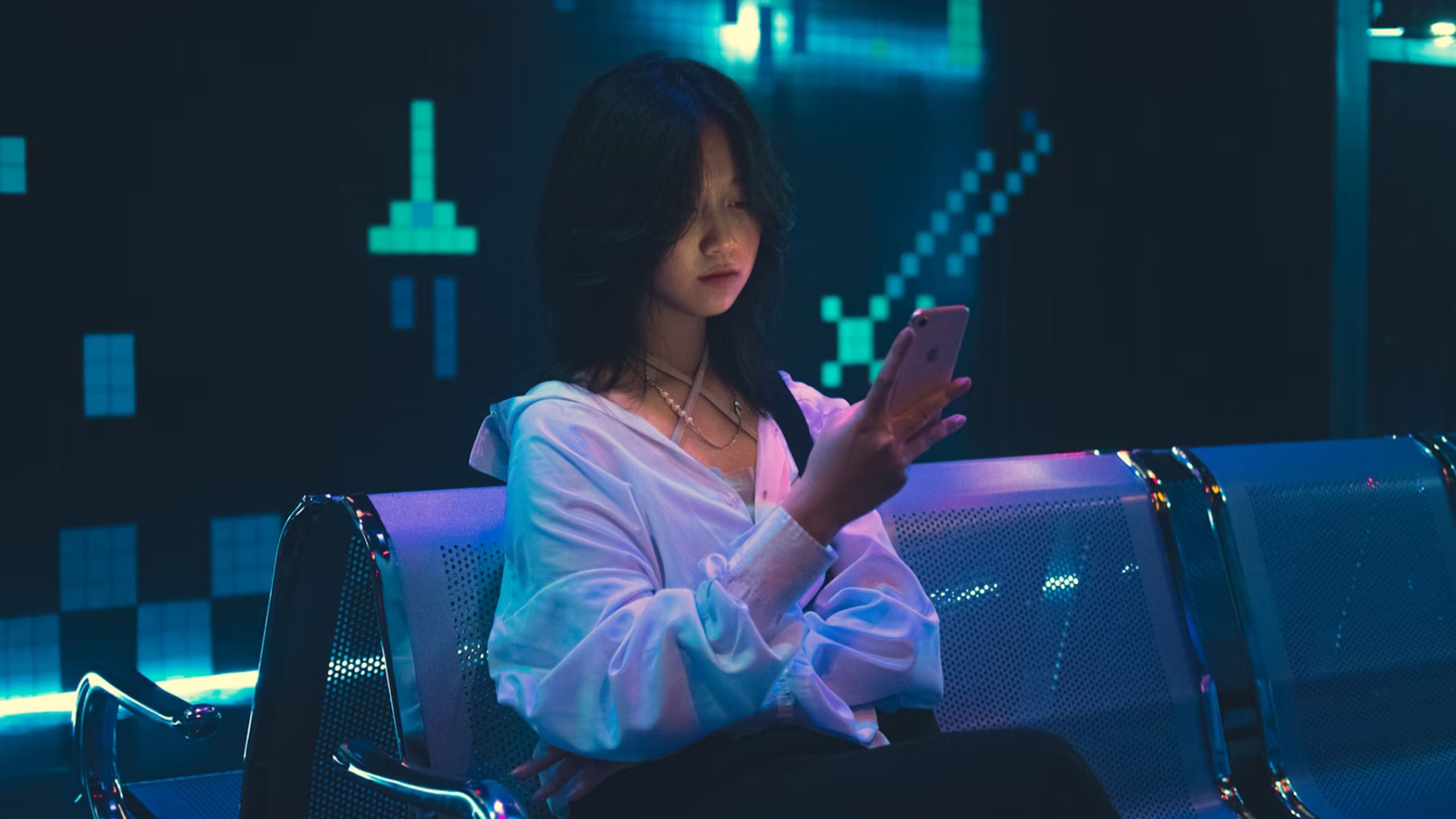 Hình Ảnh Cô Gái Buồn Chất - Bộ Sưu Tập Cảm Xúc